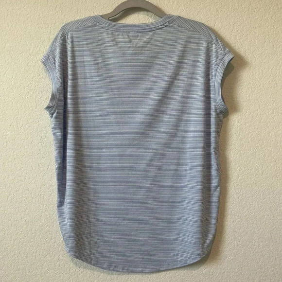 Athleta Speedlight Seamless Top Womens Small Light Blue Stripped T-Shirt - Picture 6 of 8